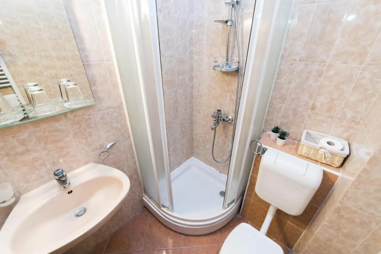 Mb Pag Bed&Breakfast Pag Town Nocleg ze śniadaniem